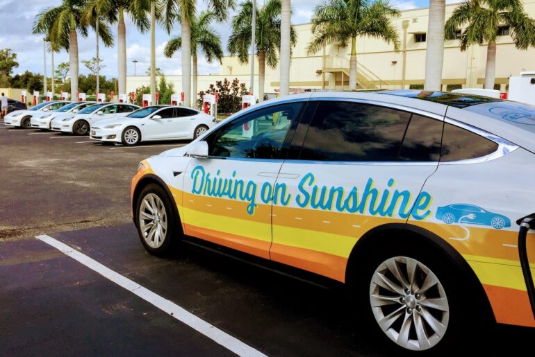 Solar-Powered Electric Cars Can Be Huge Money Savers Now