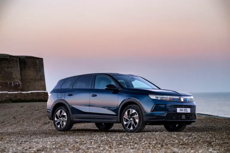 Vauxhall expands Grandland range with plug-in hybrid powertrain