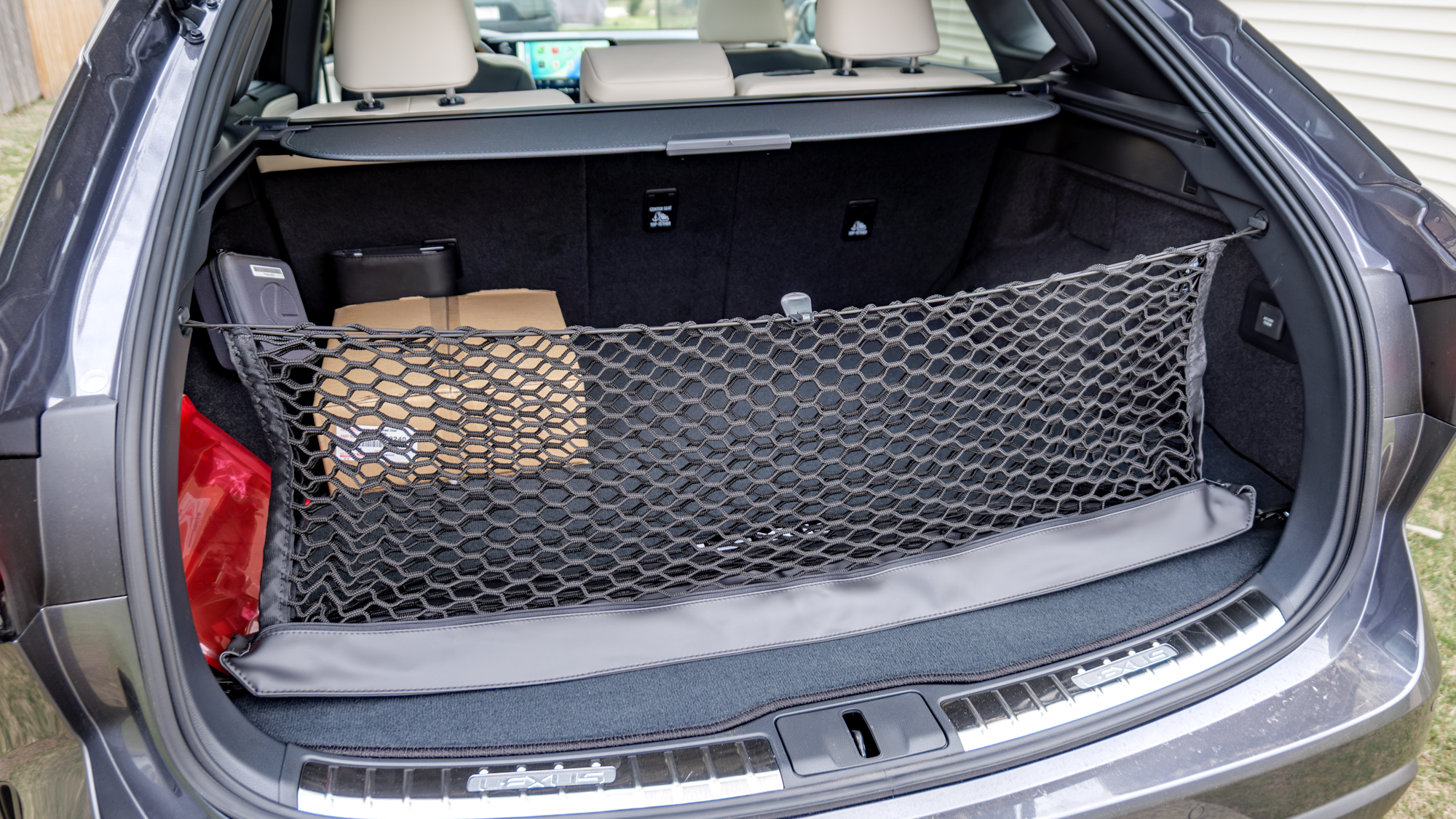 2026 Lexus RX 450h+ review.