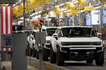 GM suspends next-gen electric trucks as it pivots back to gas engines, hybrids