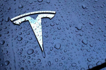 Tesla stock is on track for 8-week losing streak: What to know