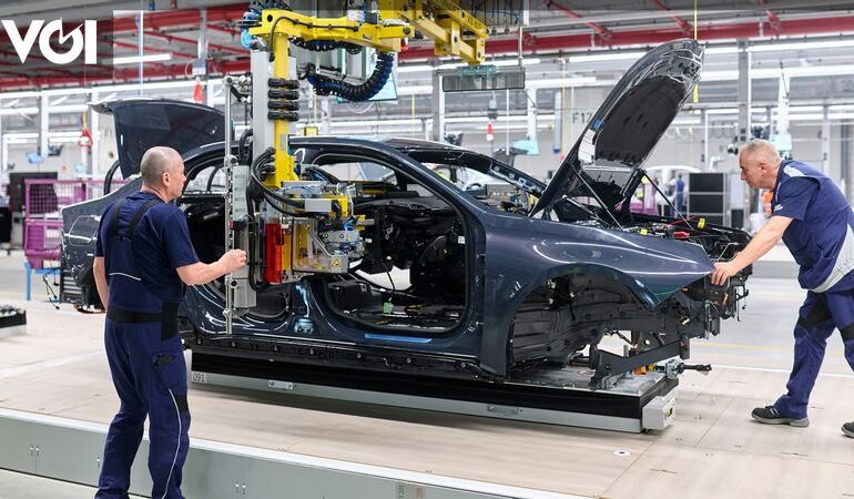 BMW's Oldest Factory in Munich Officially Only Launches Electric Cars Starting 2027