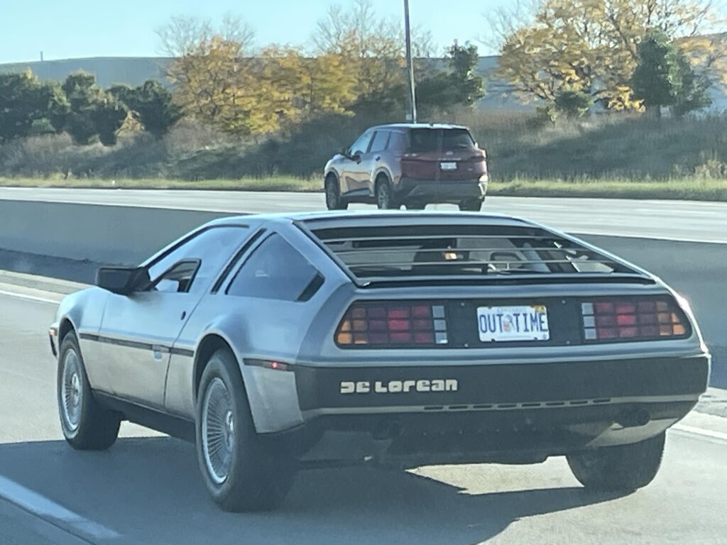 [De Lorean] Running late