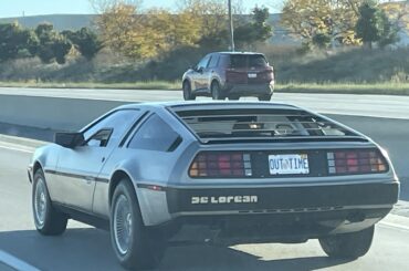 [De Lorean] Running late