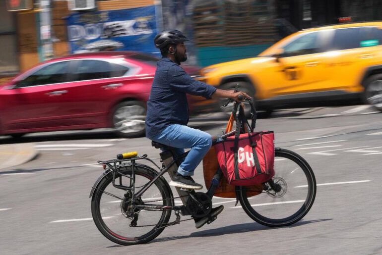 How to stay safe on electric bikes