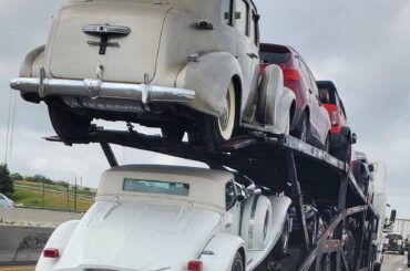 Like a Jr.High English exam: compare and contrast the swoopy cars.