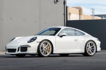 2016 Porsche 911 R [1531x1530]