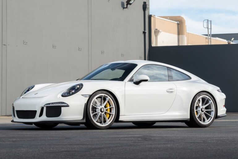 2016 Porsche 911 R [1531x1530]