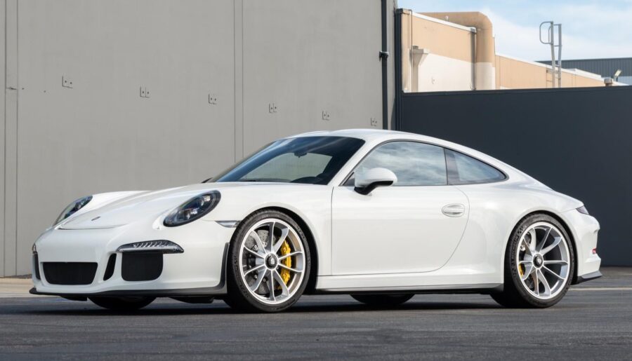 2016 Porsche 911 R [1531×1530]