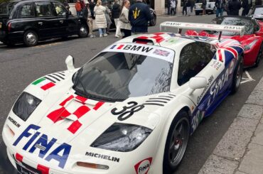 Couple crazy spots at an event [multi]