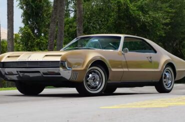 1966 Oldsmobile Toronado