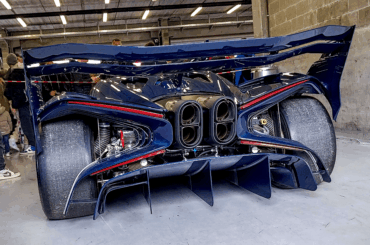 Bugatti Bolide back shot [2845x2845]