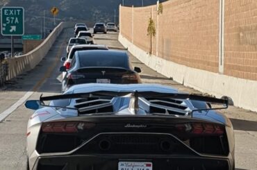 Seen in LA [Lamborghini SVJ V12]