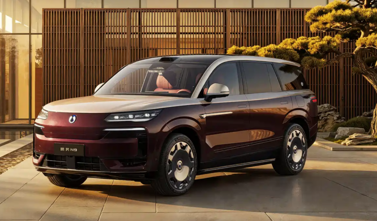 BYD's Denza N9 PHEV Flash Charge Edition with 420 km BEV range opens for pre-sale