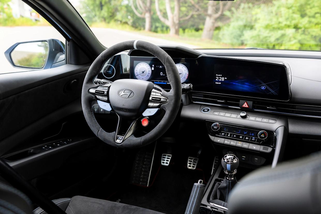 hyundai elantra n tcr edition