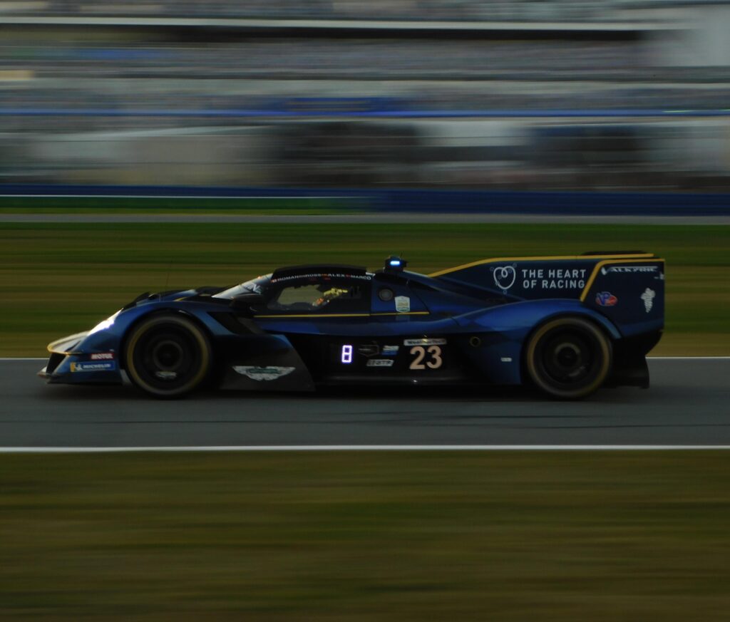Aston Martin Valkyrie GTP [4056 x 3456]