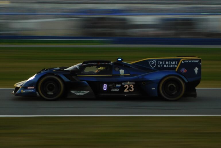 Aston Martin Valkyrie GTP [4056 x 3456]