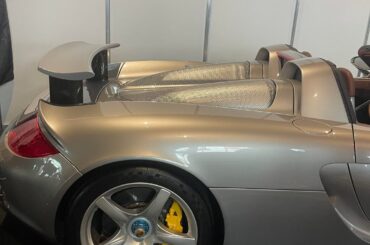 My favourite Porsche [ Porsche Carrera GT ] at the Vancouver auto show!