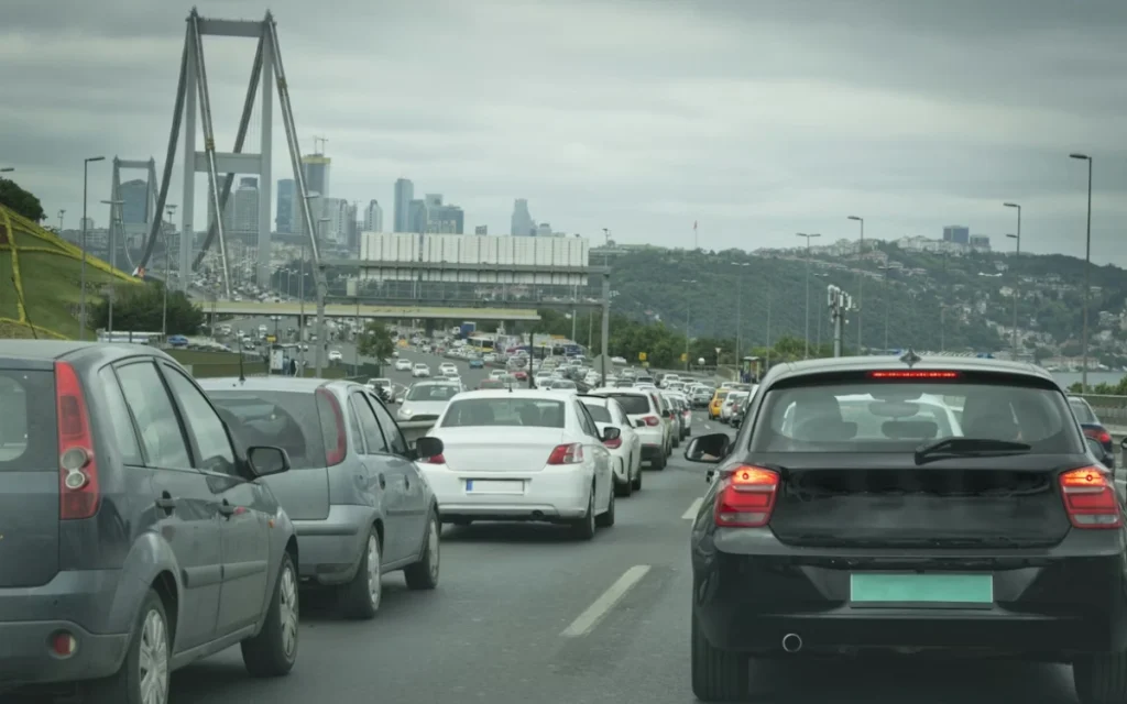 A newly revealed Porsche patent could help the beloved manual transmission survive in an era increasingly dominated by automation and electrification. 