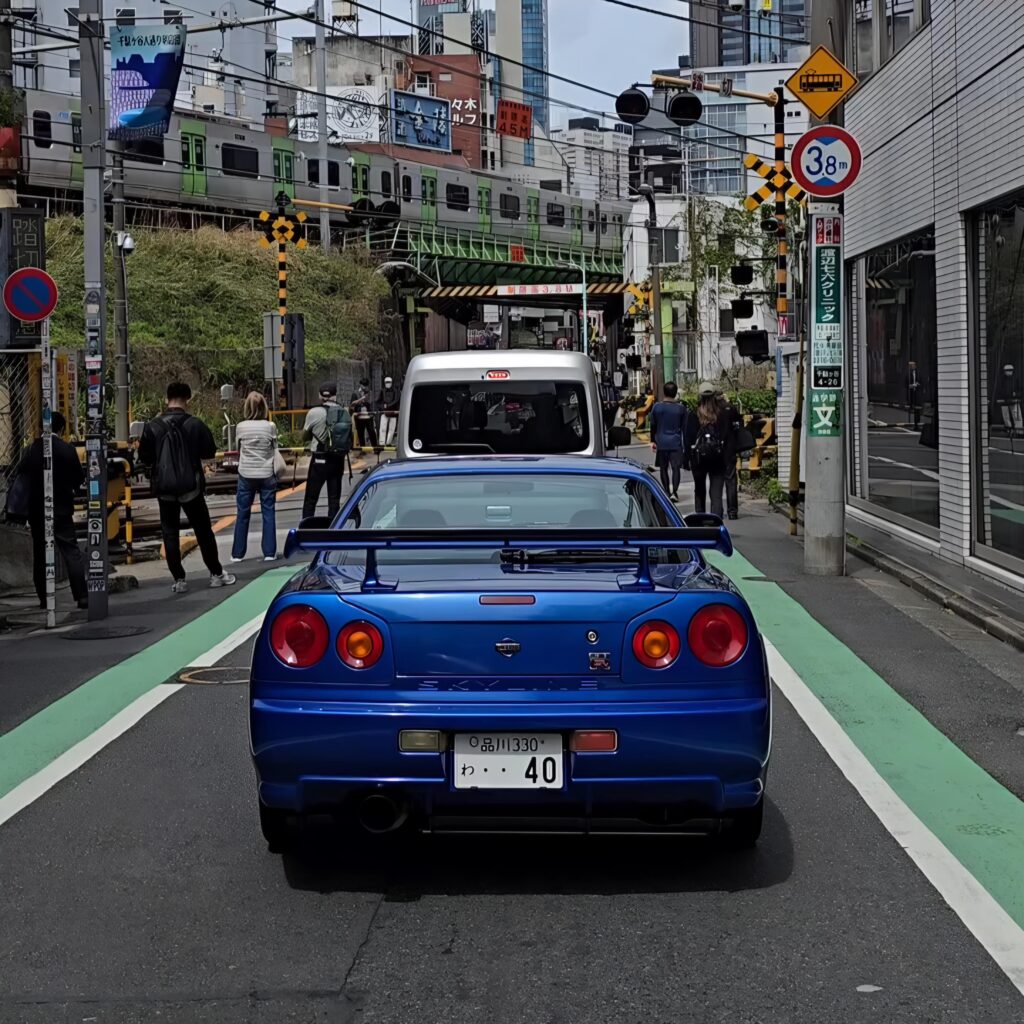 Spotted this [Skyline GTR] in Tokyo.