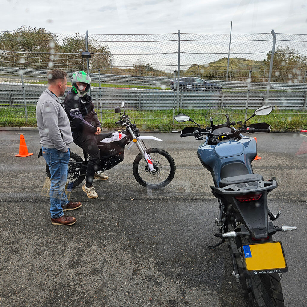 EV Experience - THE PACK Plaza - Zero Motorcycles - Electric Motorcycle News