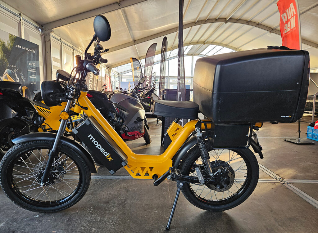 EV Experience - THE PACK Plaza - Mopedix - Electric Motorcycle News