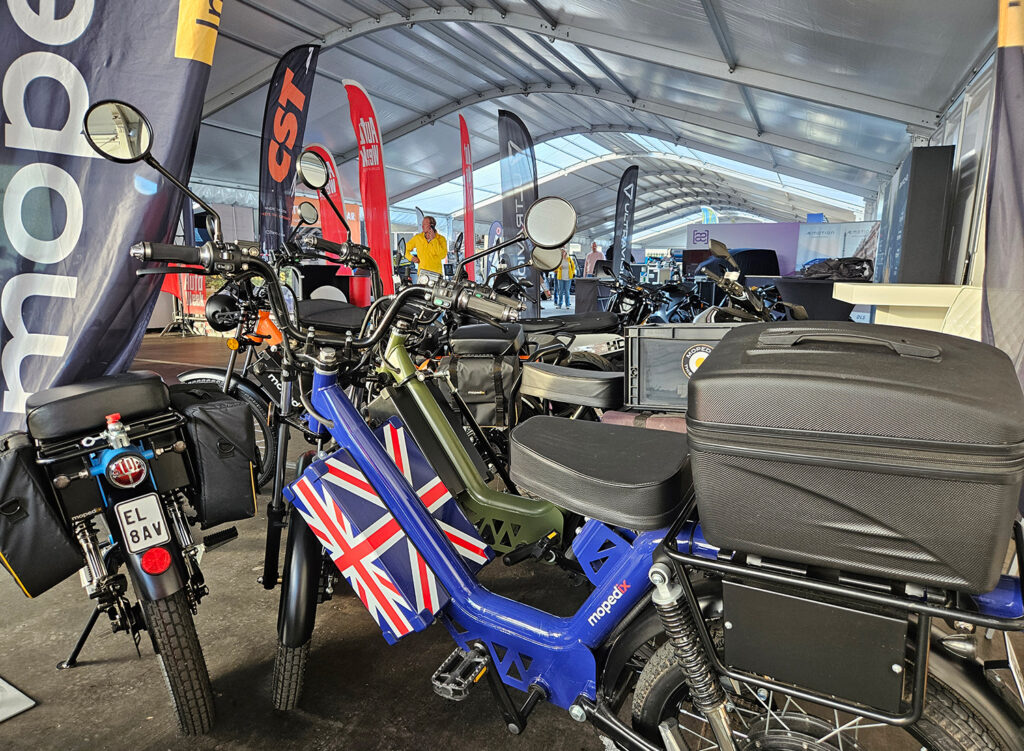 EV Experience - THE PACK Plaza - Mopedix - Electric Motorcycle News