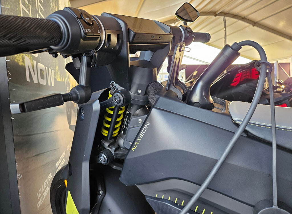 EV Experience - THE PACK Plaza - Naxeon - Electric Motorcycle News