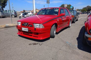 found this [Alfa Romeo 75 V6]
