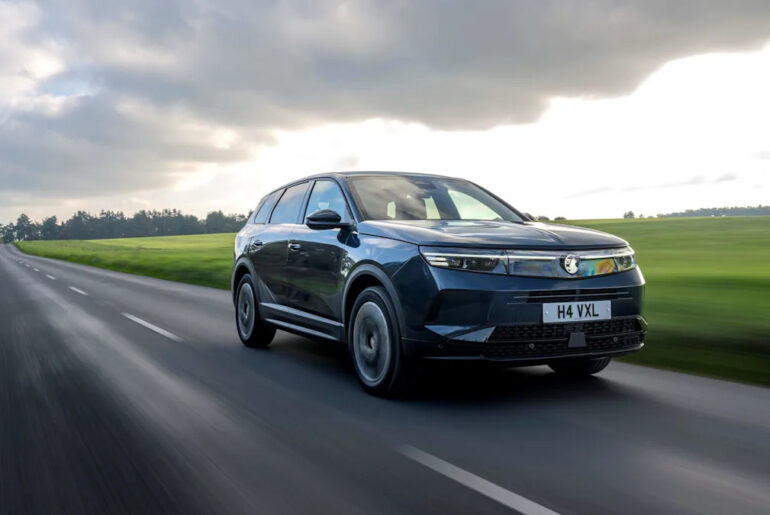 Vauxhall adds plug-in hybrid variant to Grandland model line-up