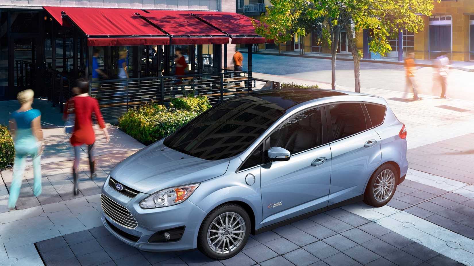 2017 Ford C-Max Energi front