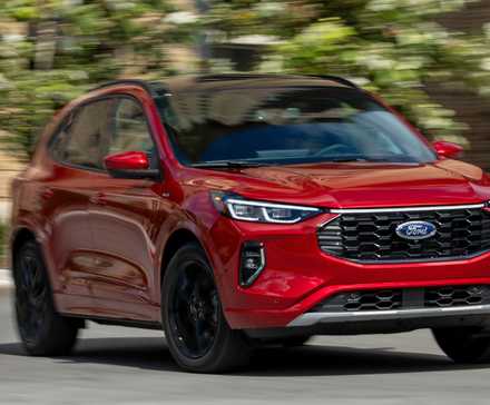 2024 Ford Escape Hybrid Red Front Angle Driving