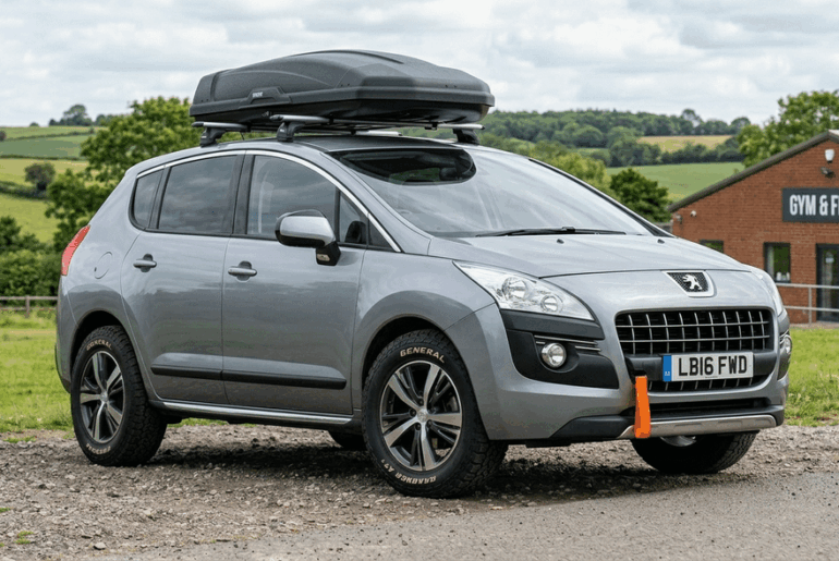 Hypothetically which one do yall think looks better 🤣🤣