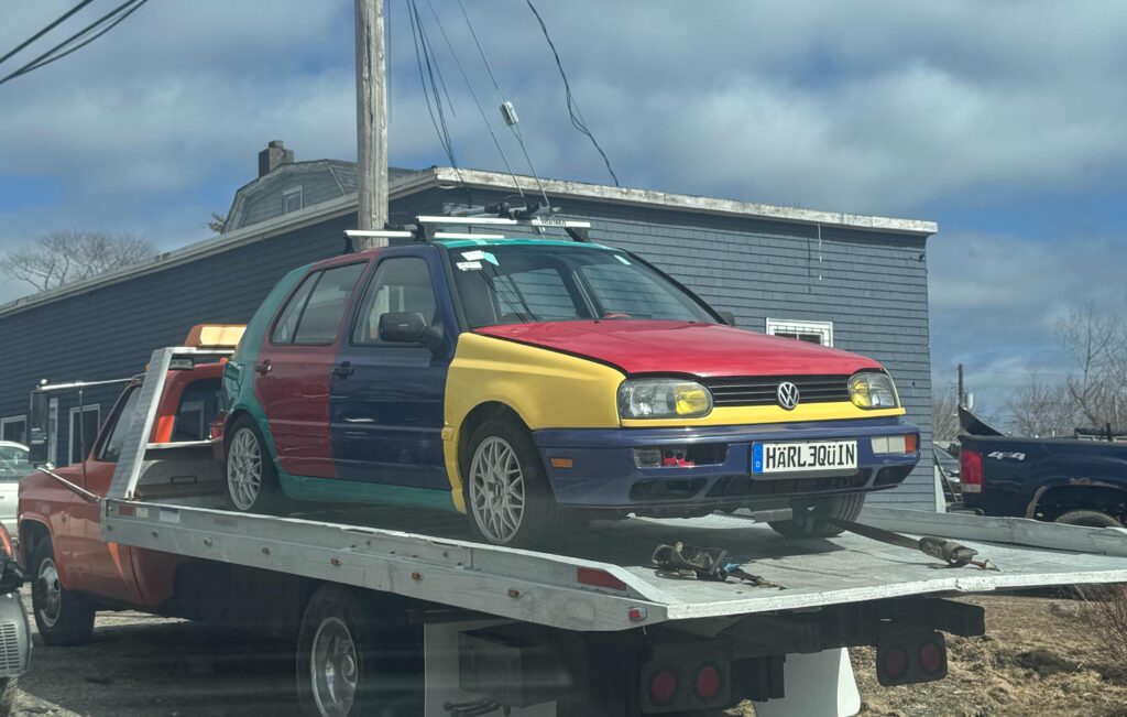 [VW Harlequin] spotted on a trailer, 1 of ~280