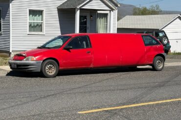 Geo Metro Limo