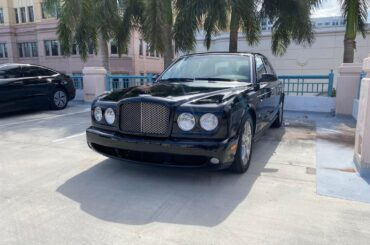 Classic never goes out of style [Bentley Continental]