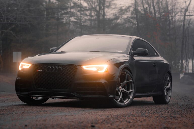 Audi RS5 B8.5 [4672x7008]