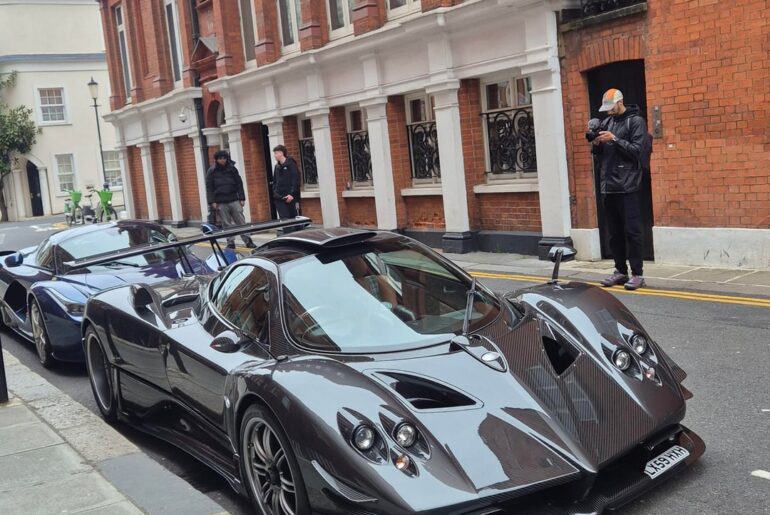 Found a [pagani zonda attack, Laferrari, and gma t50] street parked together in london... I got nothing this is just crazy