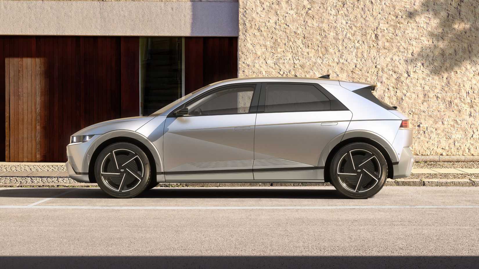 2024 Hyundai Ioniq 5 Exterior 