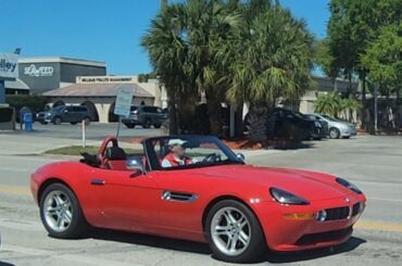 [BMW Z8] Never seen one of these before, thought it was a Z1 at first (which I've clearly never seen before either)