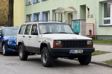 Old [Jeep Cheerokee] in Frýdek-Místek, Czechia
