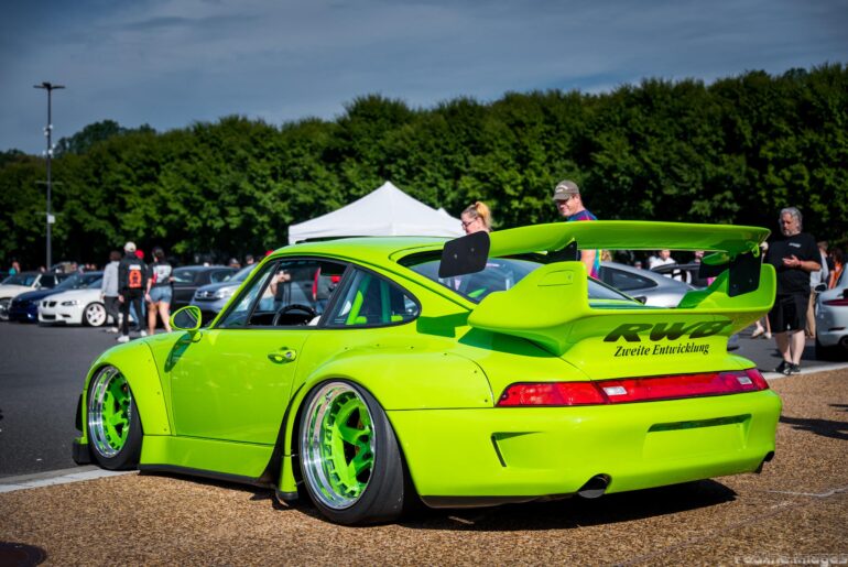 Porsche 993 RWB [6016 x 4016]