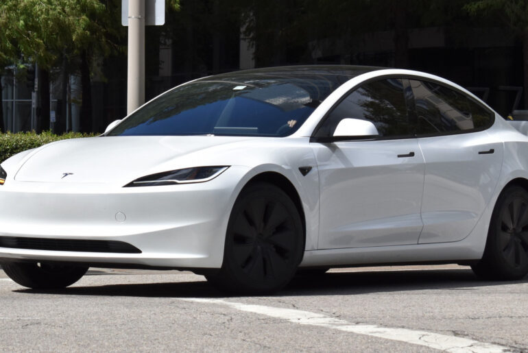 4 Reasons Why Some Drivers Regret Buying A Tesla