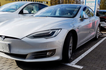 Tesla Wants You To Pay $50,000 To Sell Your Signature Model S Or X