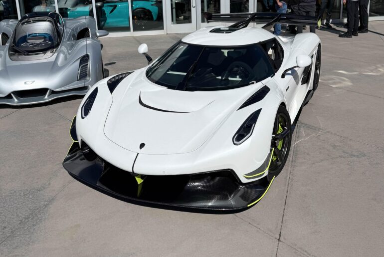 Koenigsegg Jesko [4075x3786]