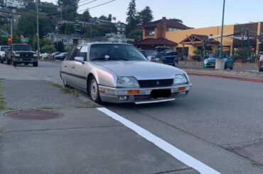 Super rare [Citroën CX 25 GTi] Casually parked outside a market in California
