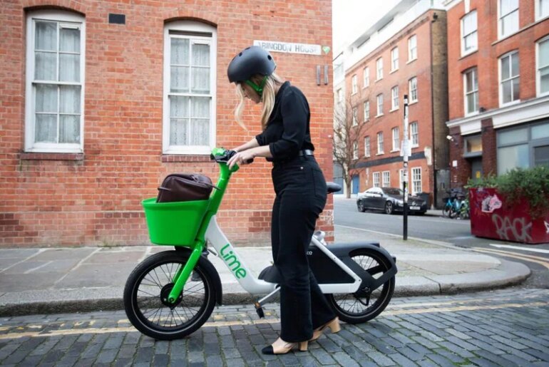Small-Wheeled Shared E-Bikes : LimeBike redesign