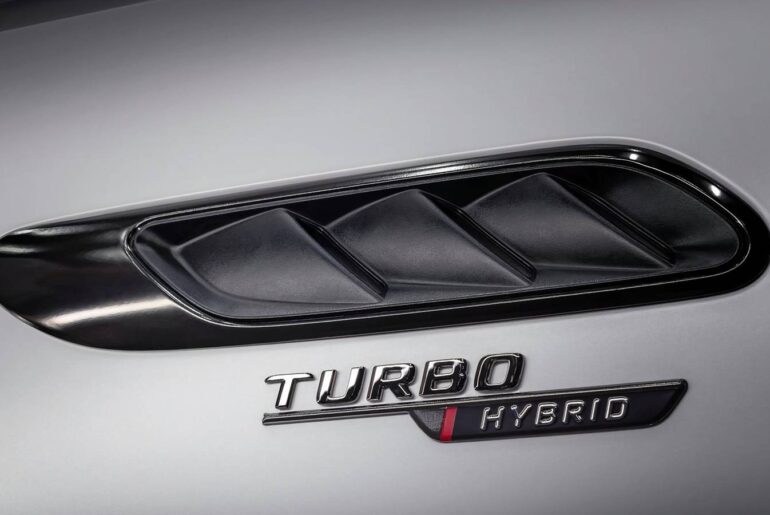 Mercedes-Benz's 53 Inline-Six Plug-in Hybrid Is The Most Powerful Six-Cylinder Engine