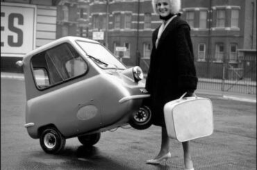 The Peel P50, built on the Isle of Man (UK) between 1962 and 1965, is officially recognized as the world’s smallest production car (1414x1151)