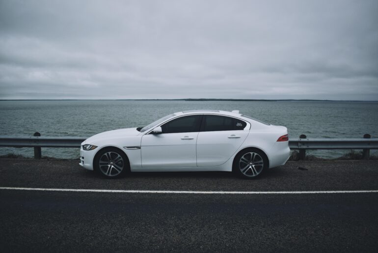 Jaguar XE 35t [6000x4000]